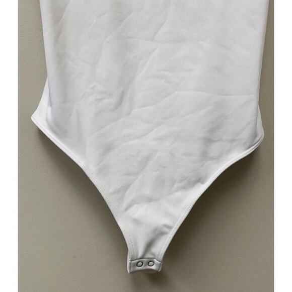 Express Body Contour White Sleeveless Open Back Cutout Thong Bodysuit Size S - Picture 6 of 11